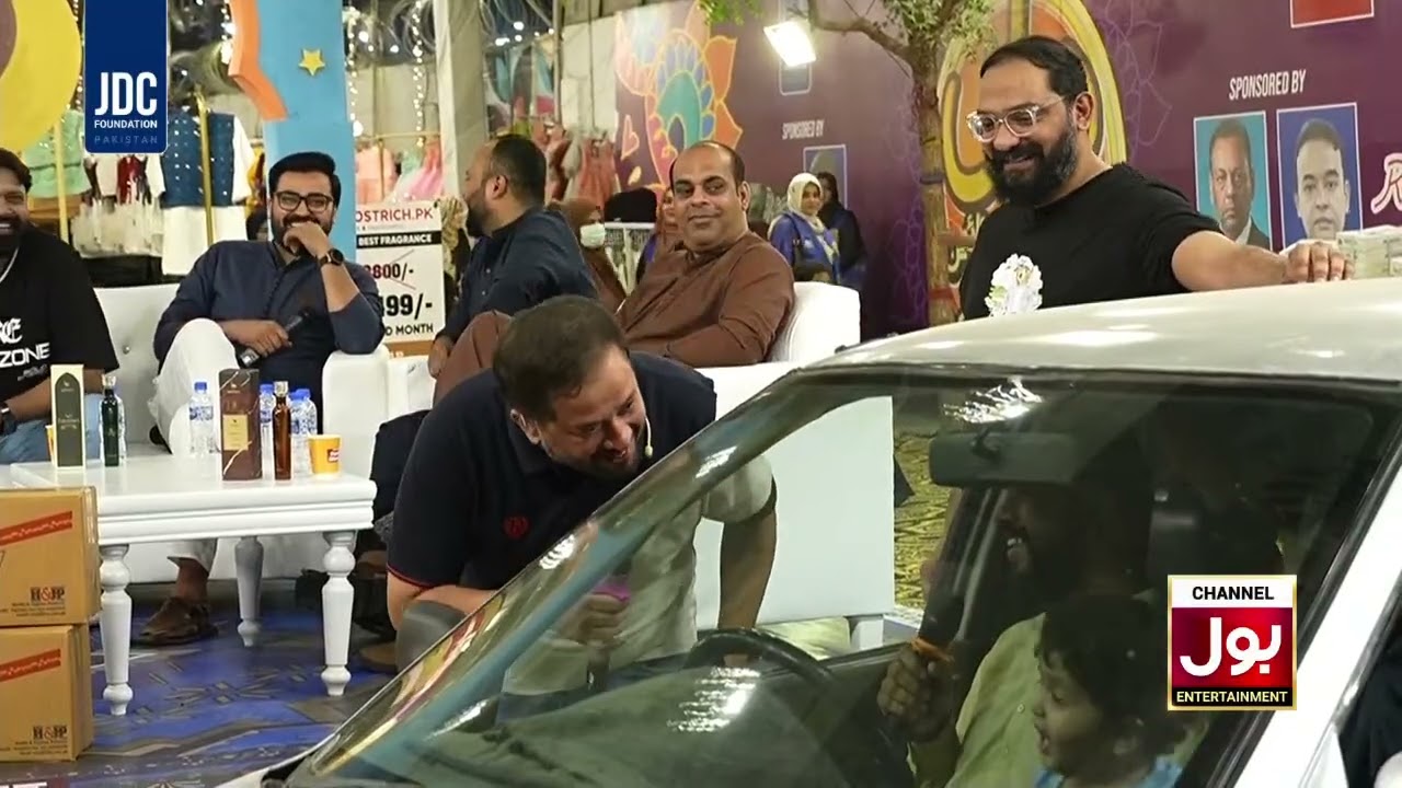 Zafar Abbas Ne Ek Khubsurat Si Family Ko Car De Di | Shafaat Ali & Zafar Abbas | Hamara Ramadan