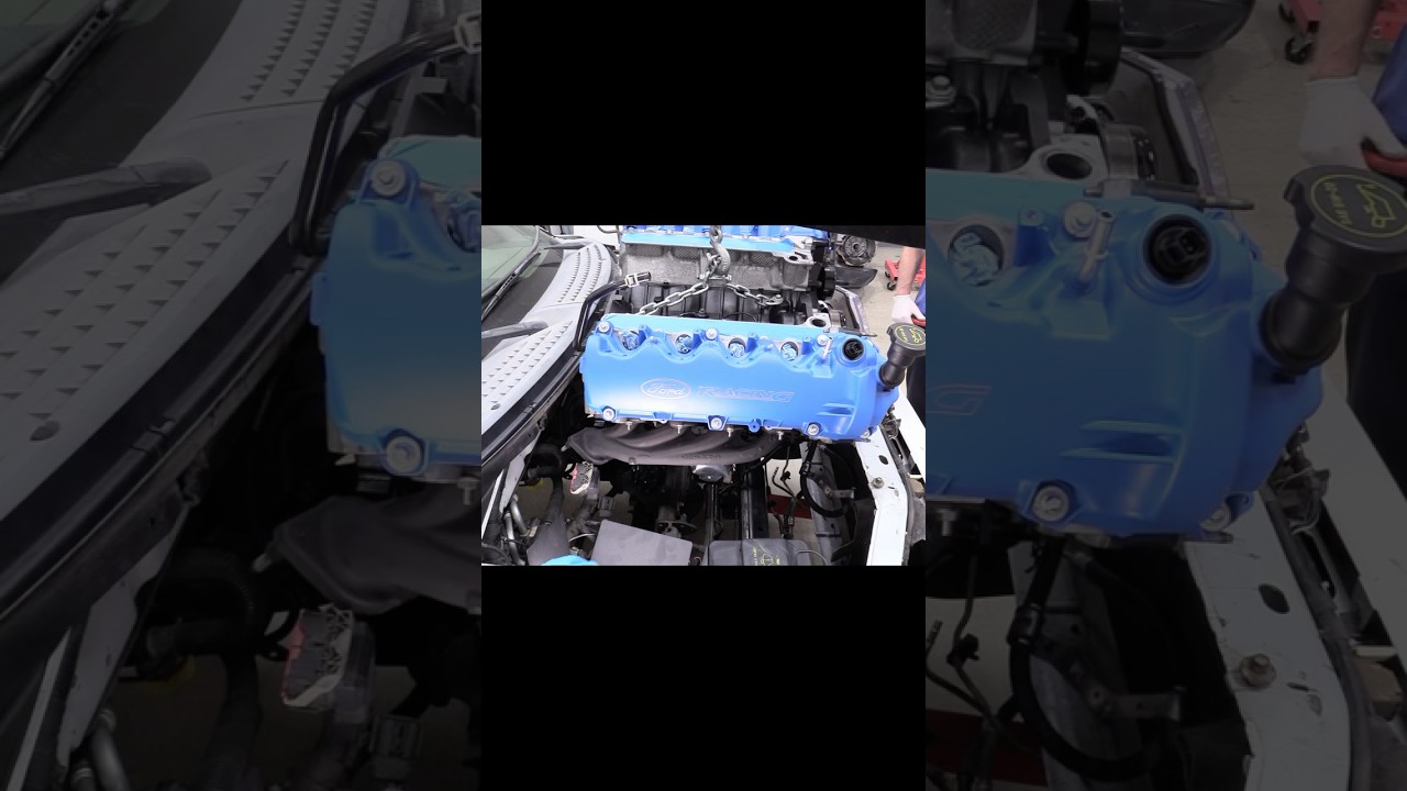 Ford 5.4L 3V Build in 2 Minutes! Is it really that bad?! #Shorts #enginebuild #engine