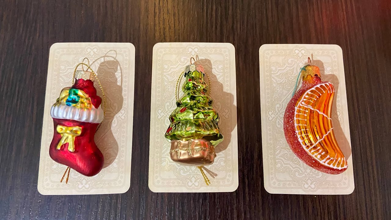 Выберите карту Таро 🎄 Кто мчится к тебе?