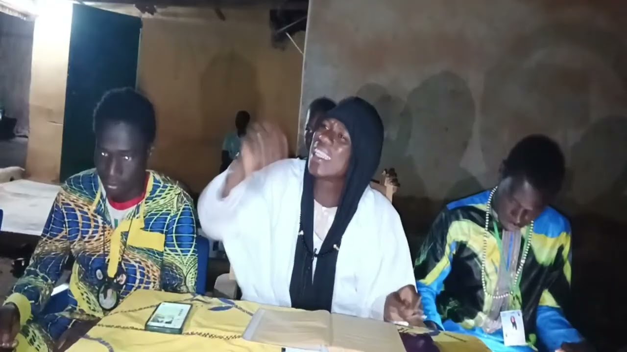 Temps fort 15:29 - 20:29 de ECOUTEZ TRÈS BIEN KADIMOU ♥️IVI📿HAMAHOULLAH ☝️ POUR MIEUX COMPREND L'ISL