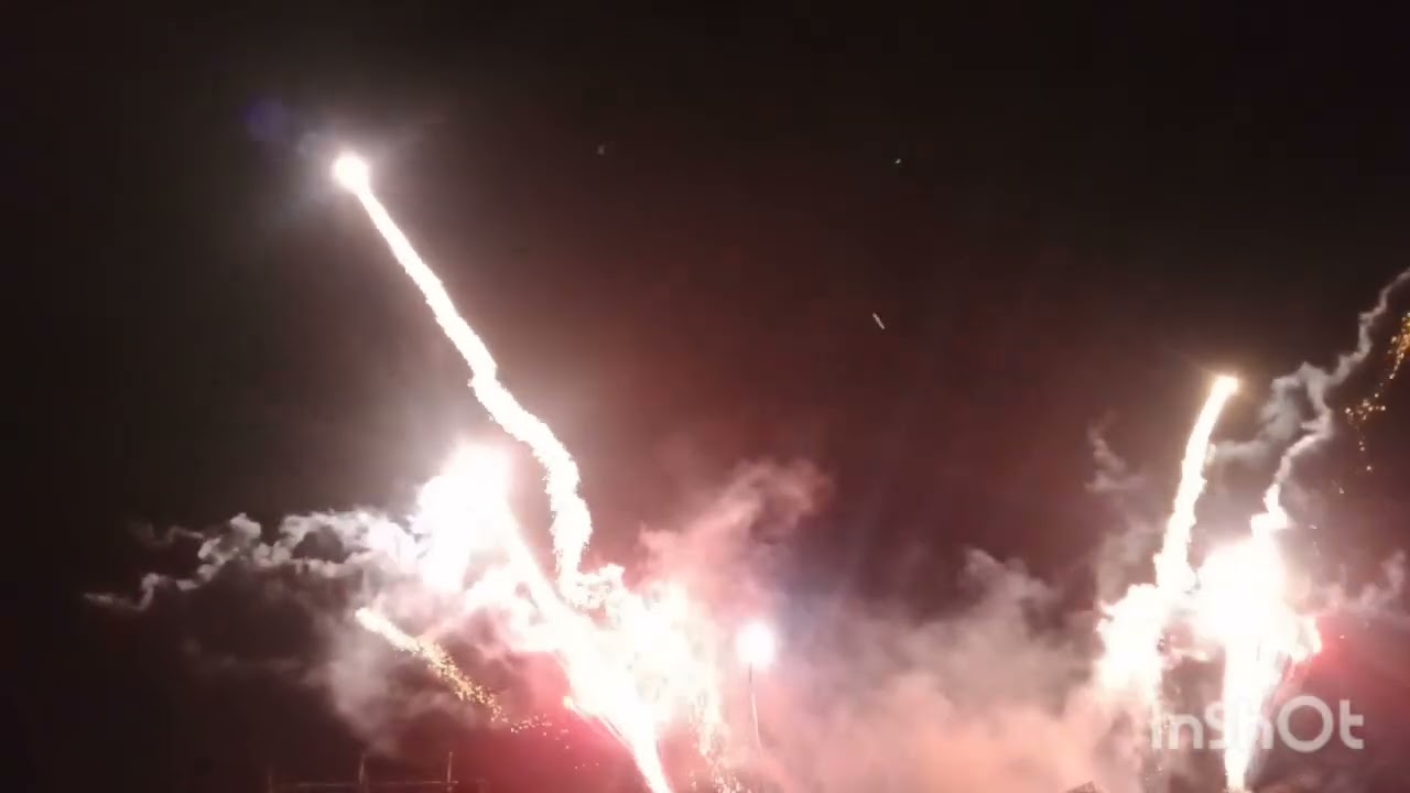 Салют в Экибастузе на День железнодорожника.