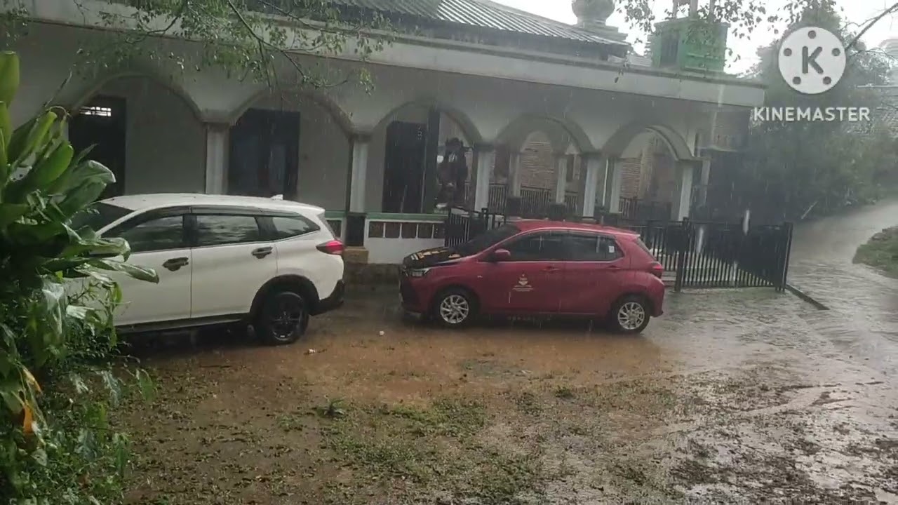 PUNDEN SEORANG SHIMA JADI MAKAM 
