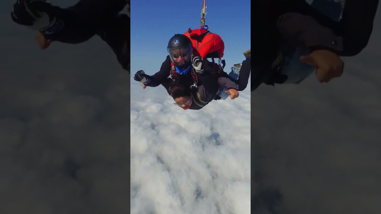 My first skydive in Texel, Netherlands 🪂🇳🇱 |Paracentrum | Texel