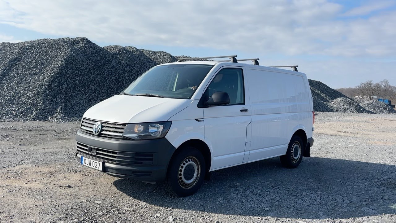 Köp Skåpbil Volkswagen Transporter på Klaravik