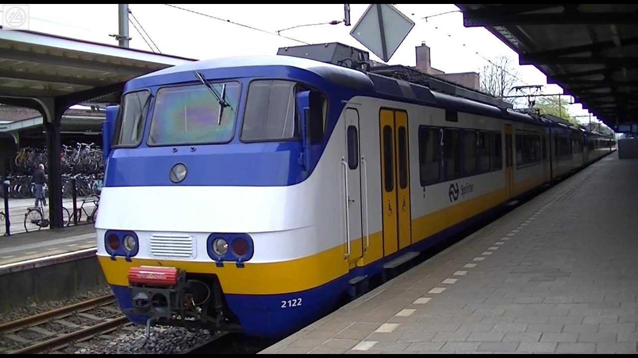 Treinen in Naarden-Bussum - Koninginnedag 2013