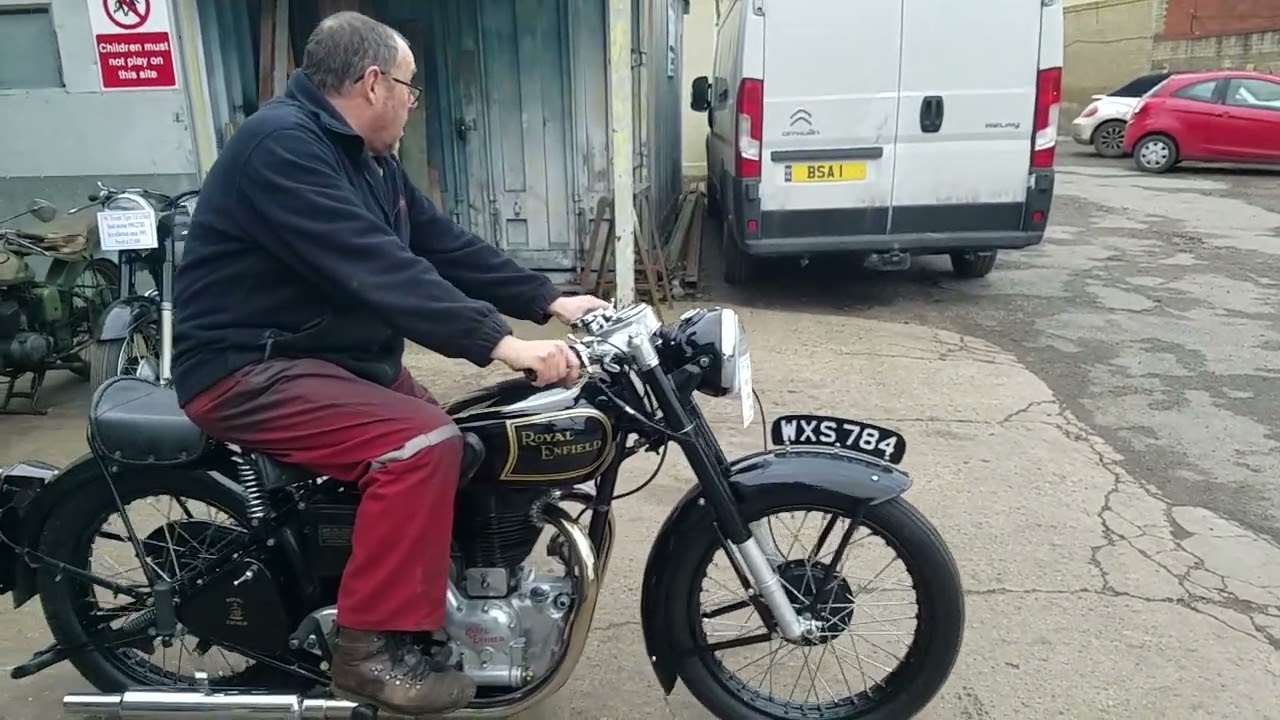1951 Royal Enfield J2 500cc at Andy Tiernans #09050REN