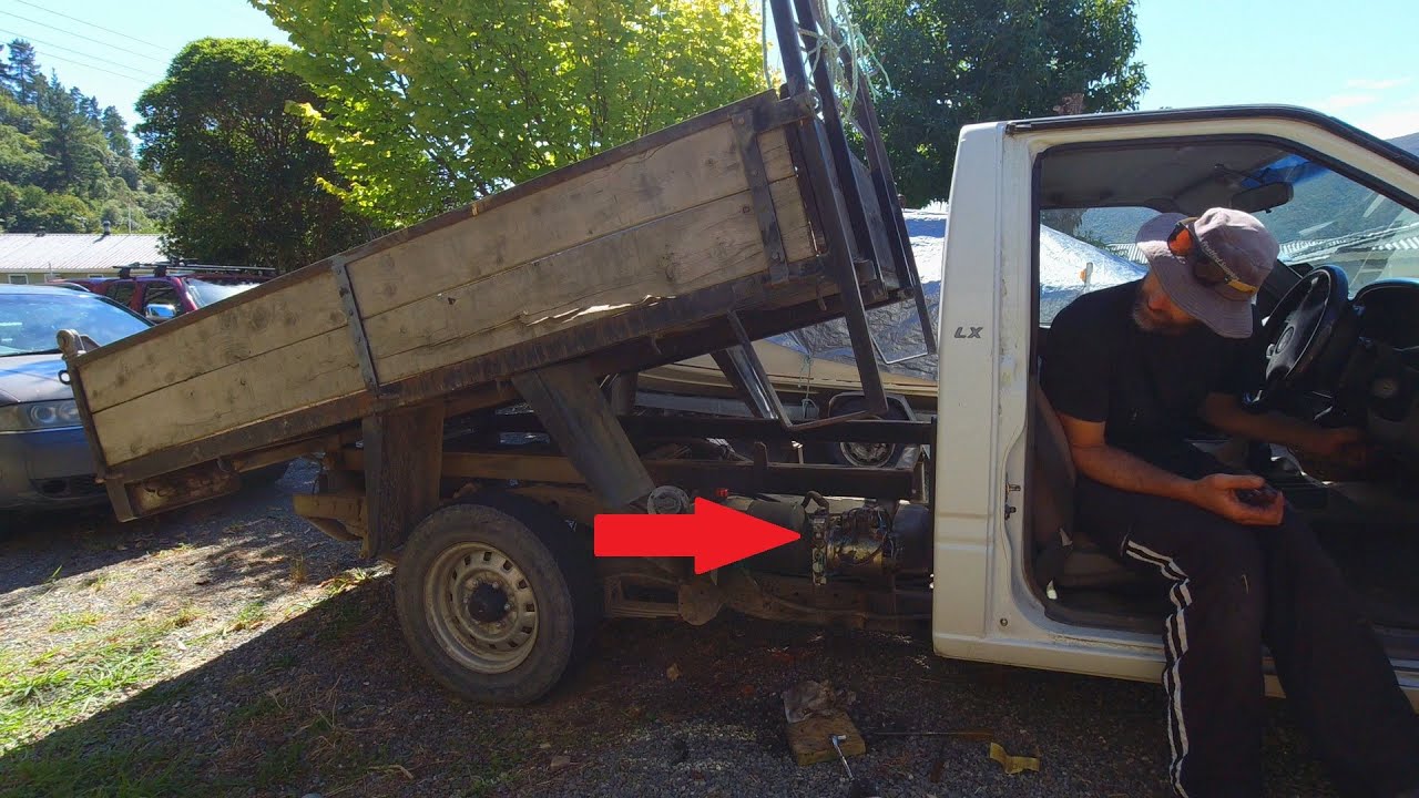 Fixing a DC electric / hydraulic tipper motor.