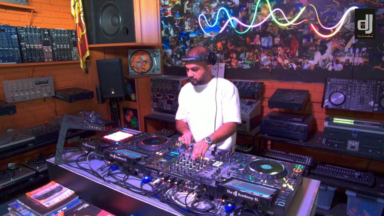 The DJ Academy Ft. Rêveur