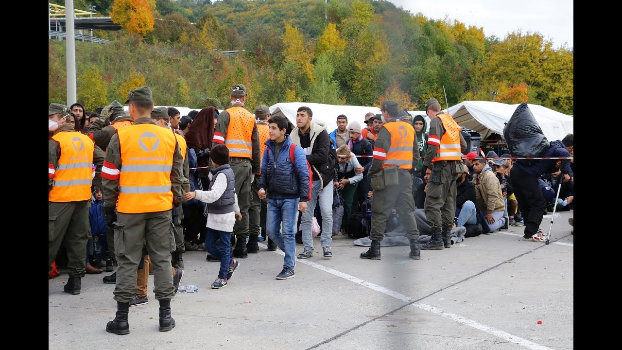 FPÖ-TV-Magazin 05.11.2015 - Soldaten in Spielfeld frieren und hungern