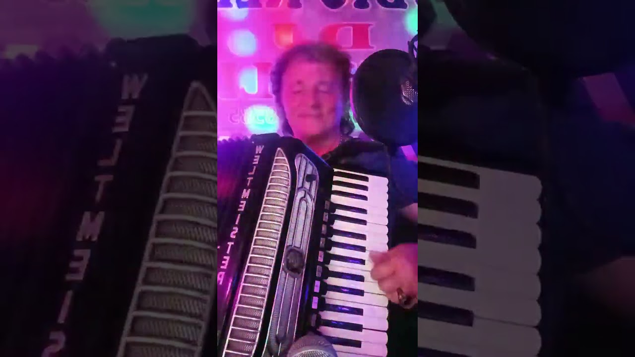 BUJAR VOGLI - PSE JE IDHNU TI ME MUE (dibrane) live 2025