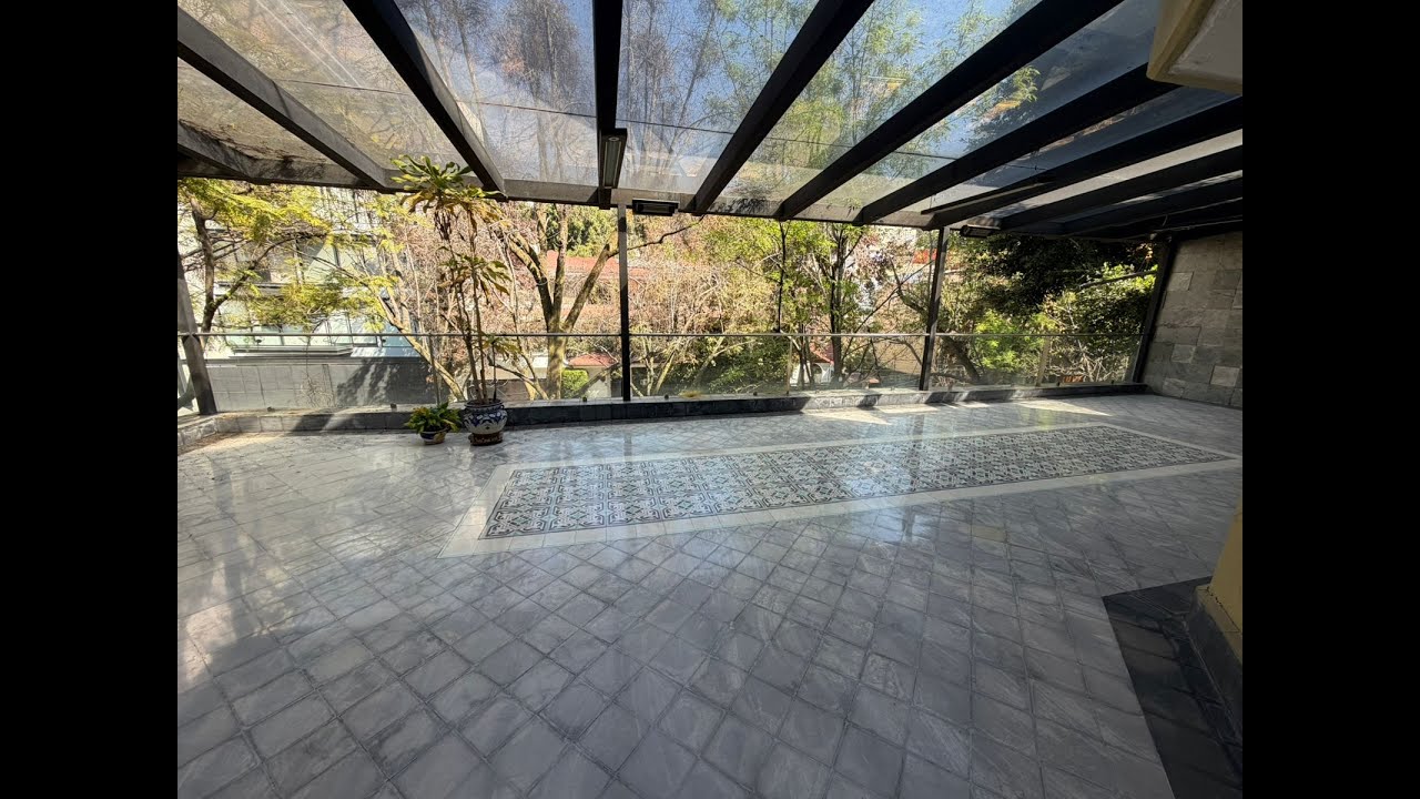 Casa Venta 22.99MDP Bosques de las Lomas gran Terraza, Jardín 4 Est 3 Rec P/Remodelar 📱55 9186 1066 