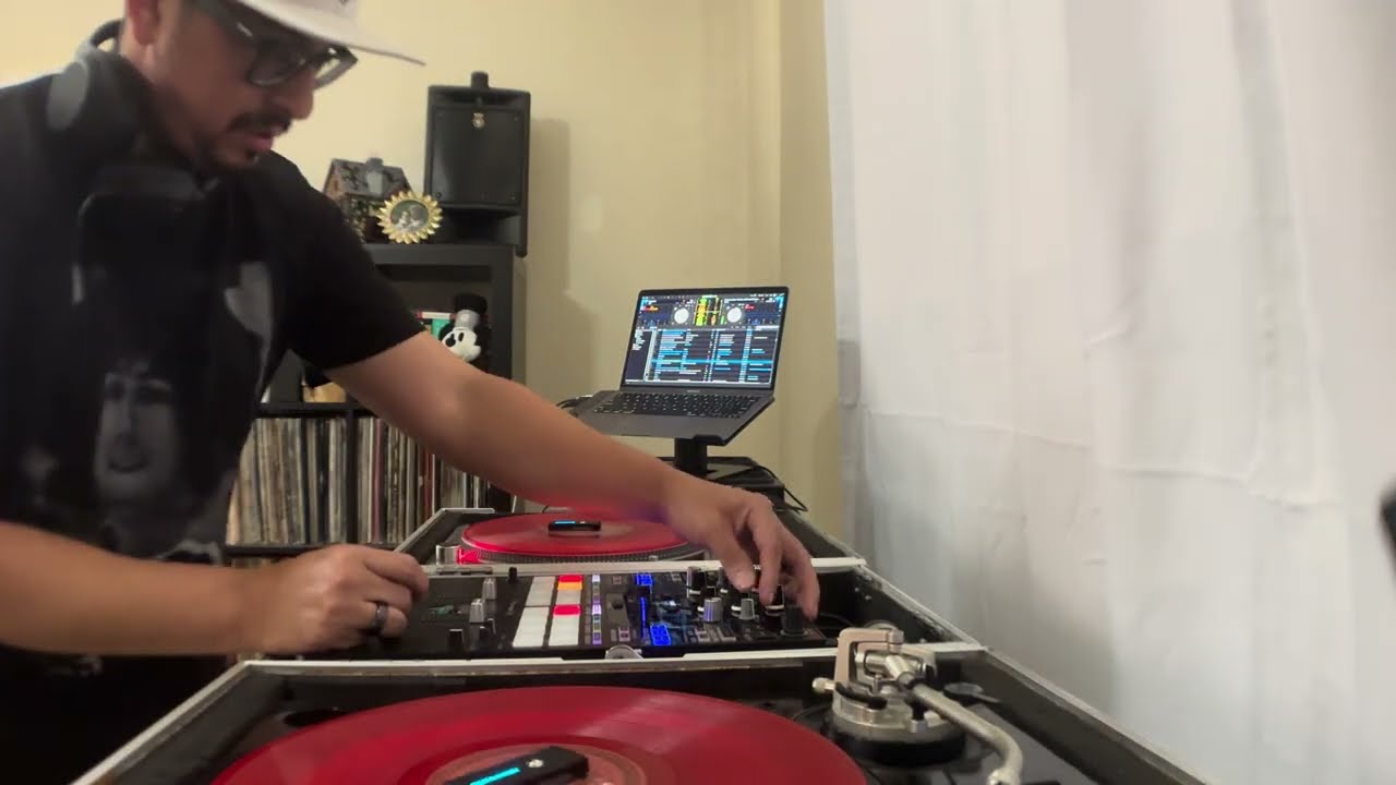 DJ CHICO - Episode 1 - Baile Funk, Remixes, Future Beats