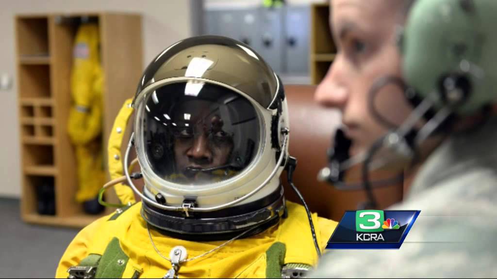 U-2 spy plane pilot makes history at Beale AFB