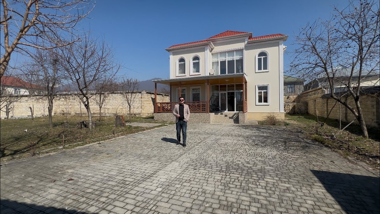 📌Qəbələ Asan xidmet yanında 8 Sotda İnşa olunmuş Villa 🏫 Satılır. 210.000 azn Start. ☎️0513241915
