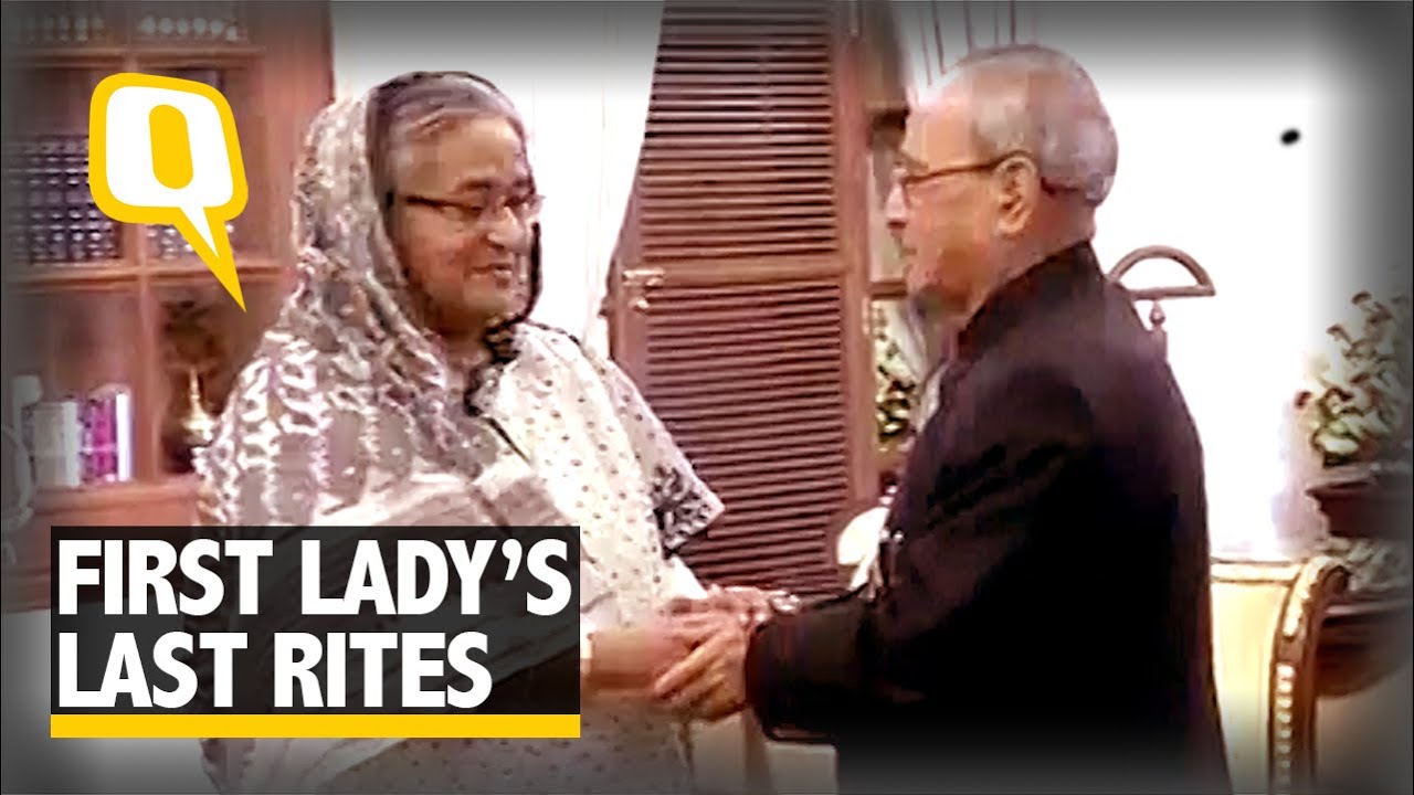 B'desh PM meets Consoles Pranab Mukherjee For His Wife's Demise
