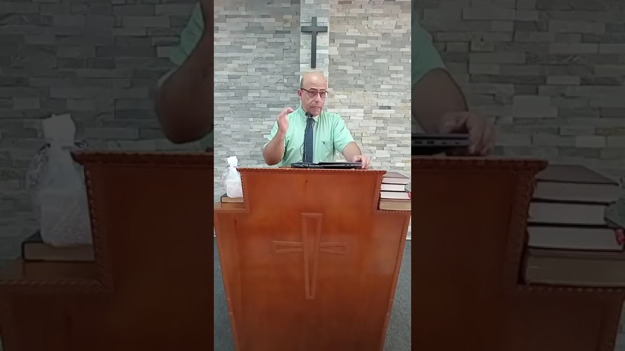 بين الحياة البعيدة عن الرب والقريبة منه المتكلم الأخ فادي معلوف