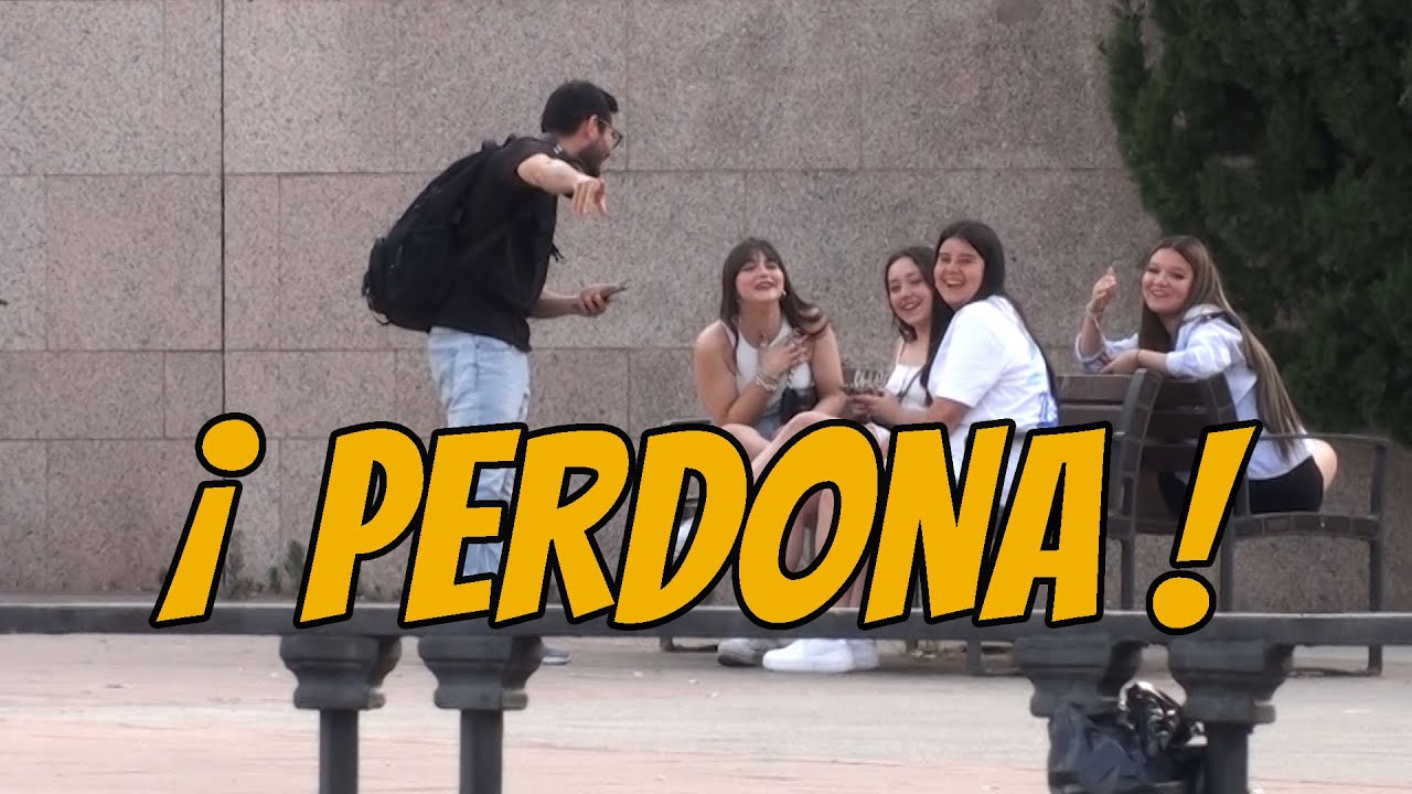 [CAMARA OCULTA] PREGUNTANDO COSAS CON LOS AURICULARES 🎧 VICTORHEXAS