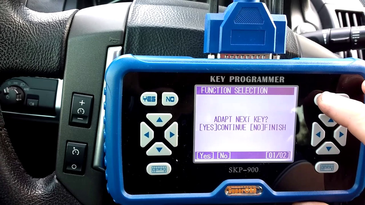 Programando Chave Freelander 2 com a SKP900 - NASSCAR Scanners