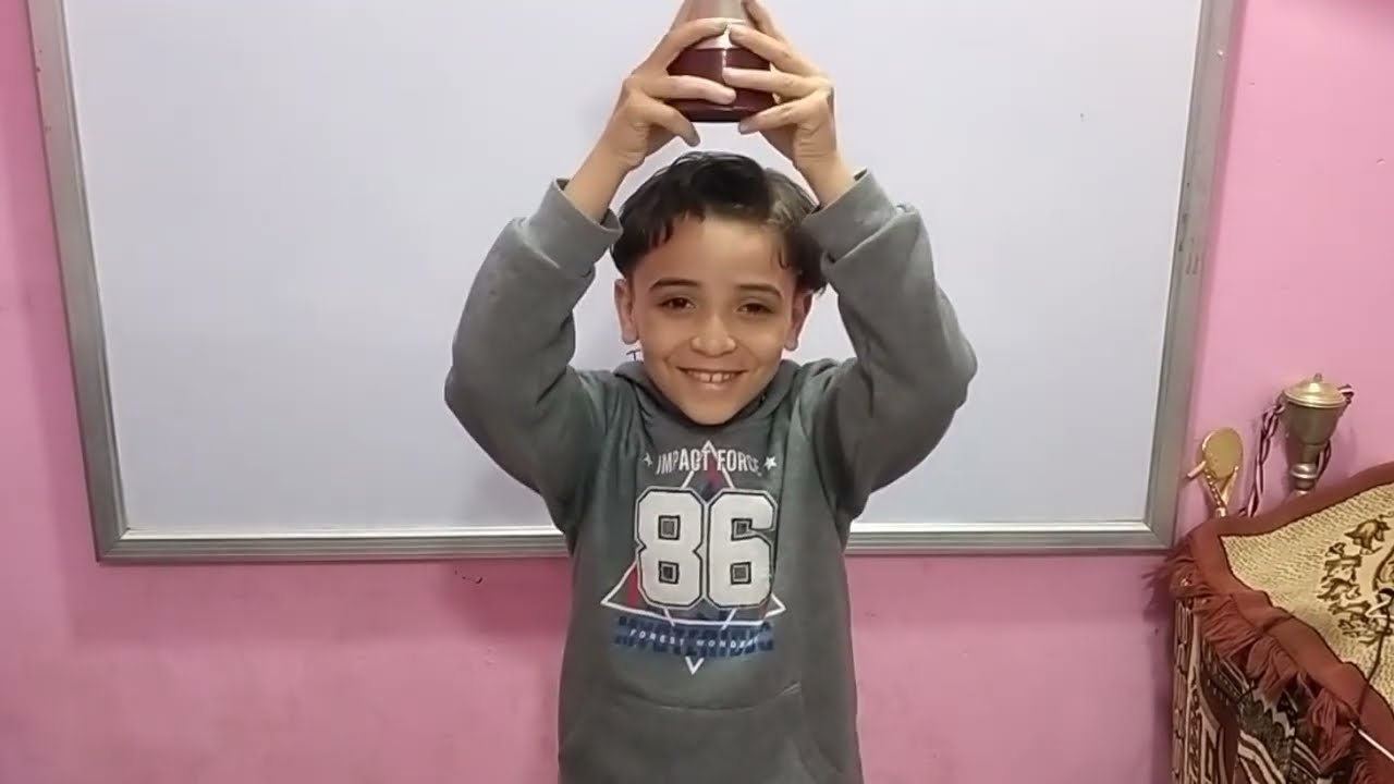 🐝 مسابقة نحلة التهجى _ كلمات الصف الثالث الابتدائي Spelling bee 3️⃣ 👩‍🎓مالك احمد امين
