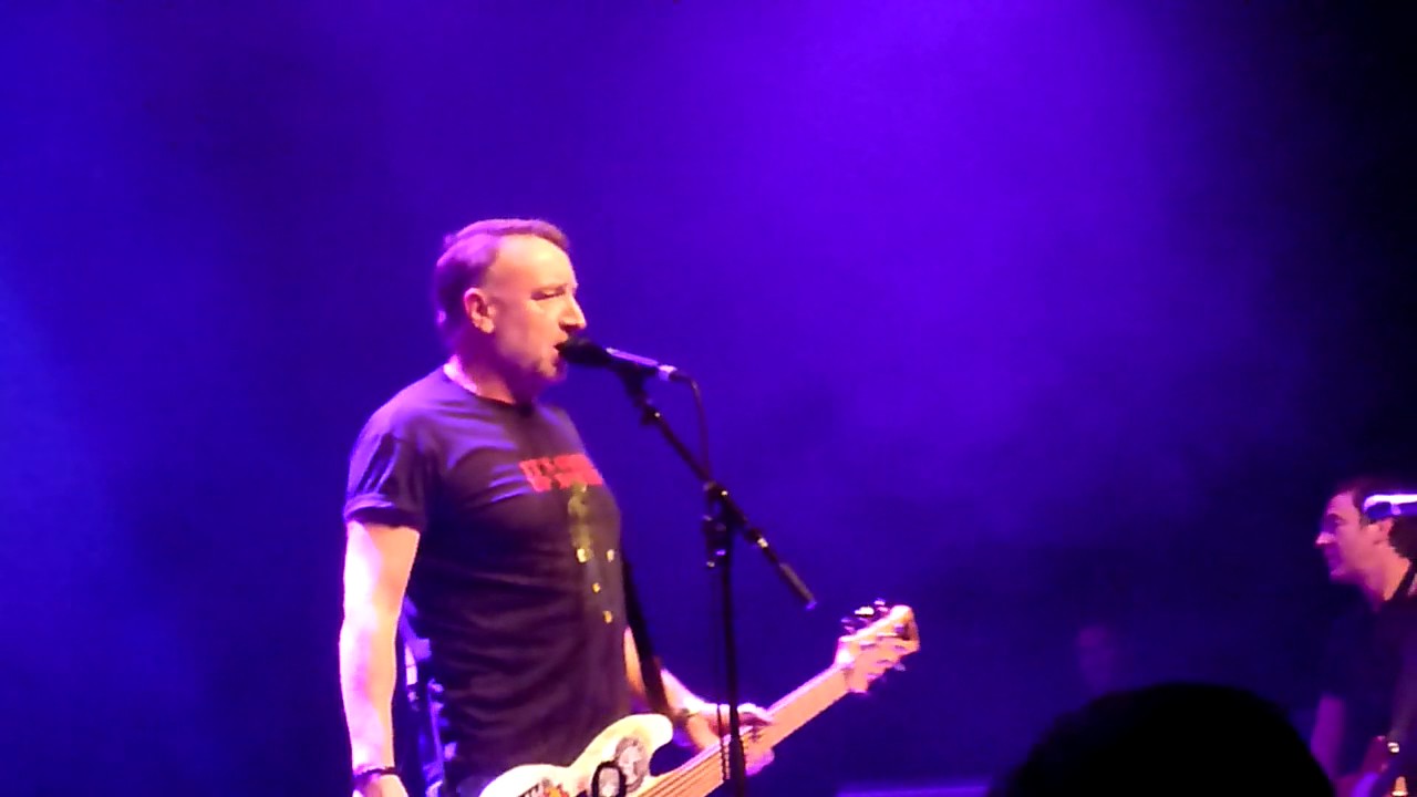 Peter Hook & The Light 