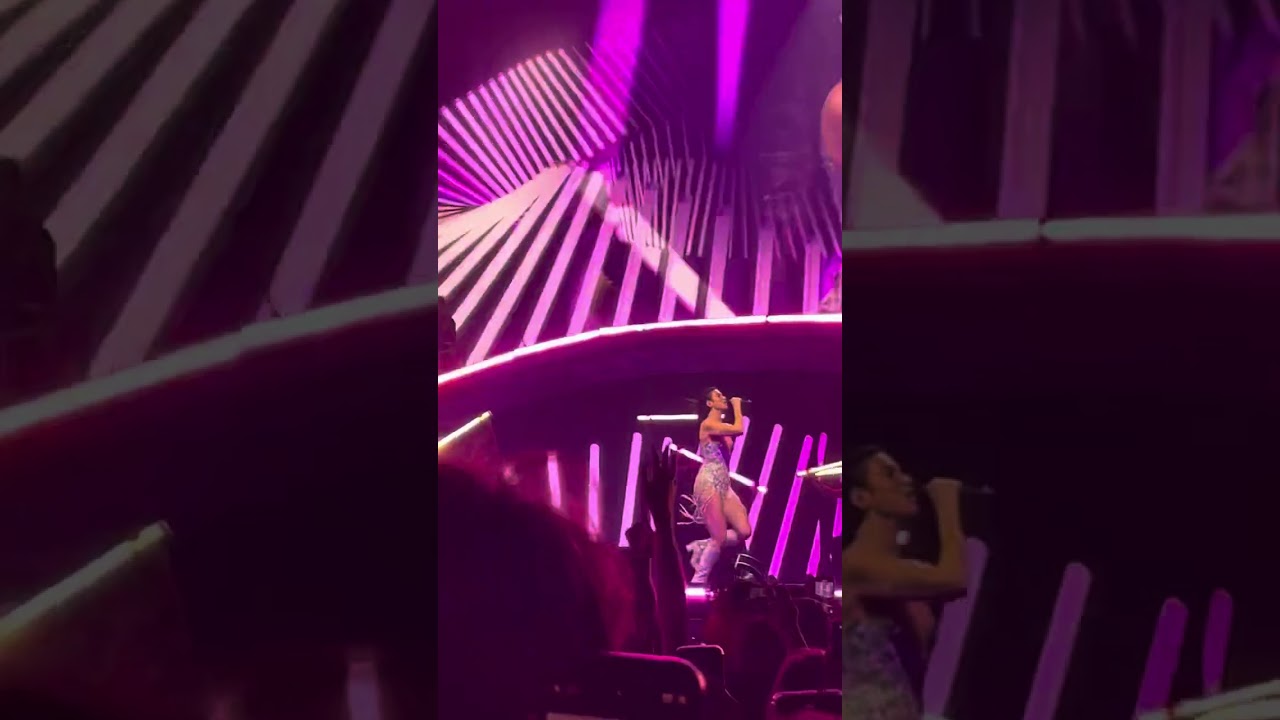 Dua lipa physical 2025 sportpaleis