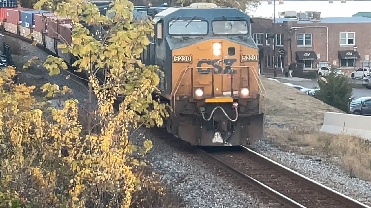 11/8/25 - CSX ES40DC 5230, leads I168 at Newburgh, NY 