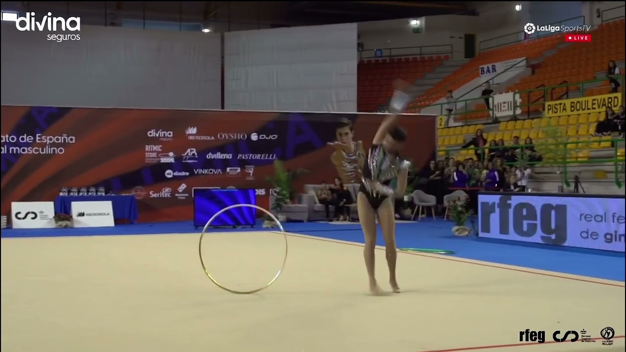 Cristofer Benitez Hernández aro 2022 gimnasia rítmica masculina
