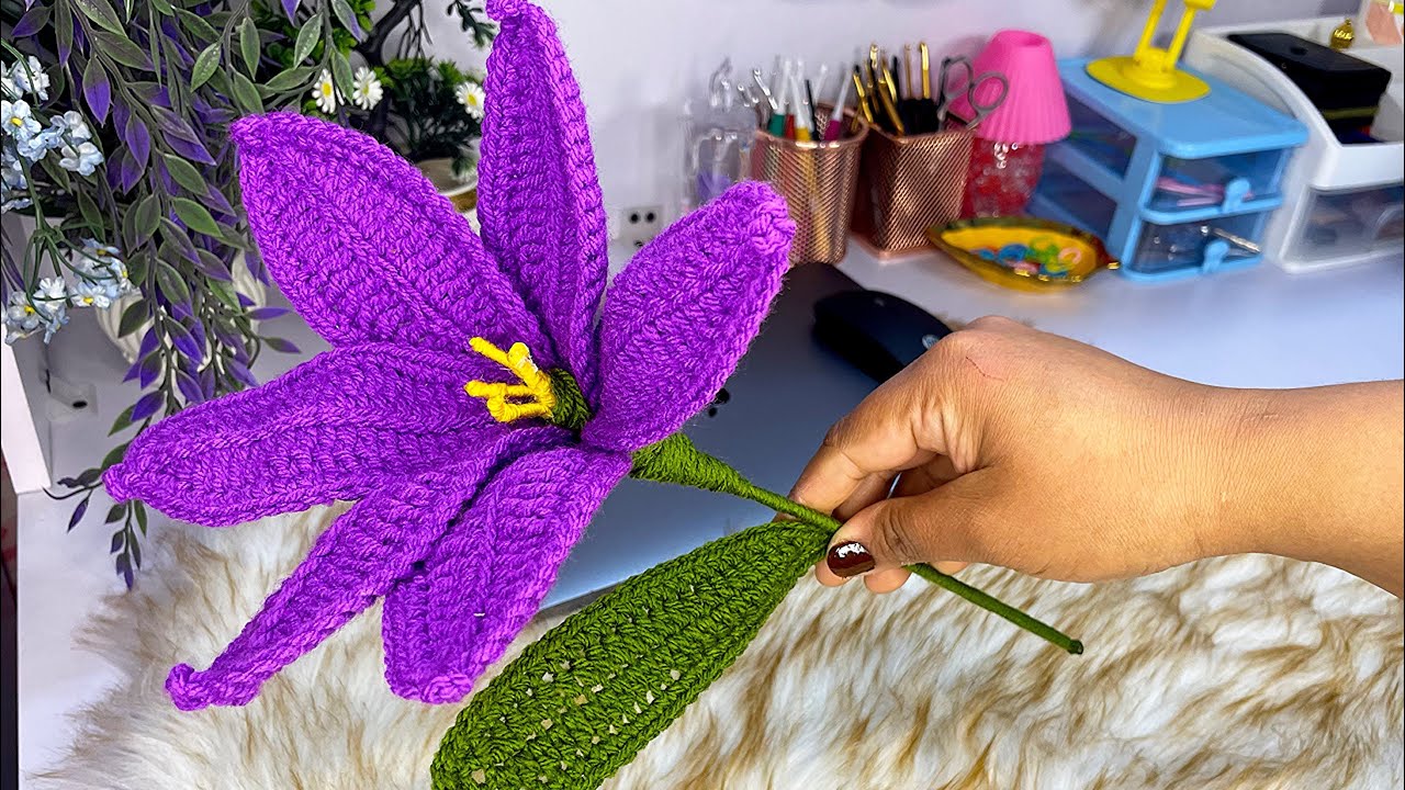 This Crochet Flower Went Viral for a Reason 🌸How to crochet a simple flower#crochet