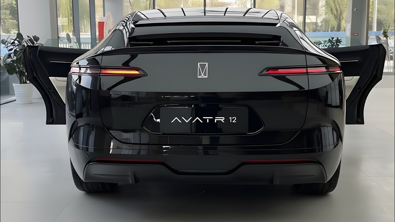 Tesla Killer? 2026 AVATR 12 Full Review | Luxury Electric Sedan Explained