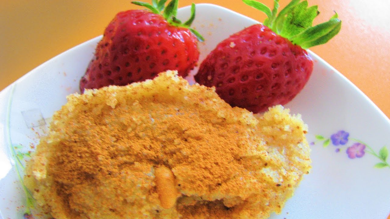 İrmik helvası. Турецкие сладости. Халва из манной крупы. TURKEY. IZMIR.