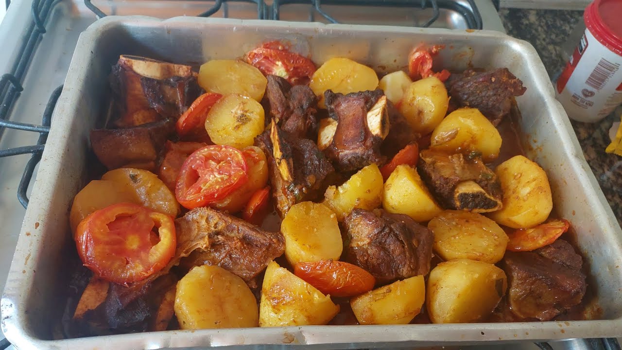Vejam, costela assada especial para almoço de domingo.