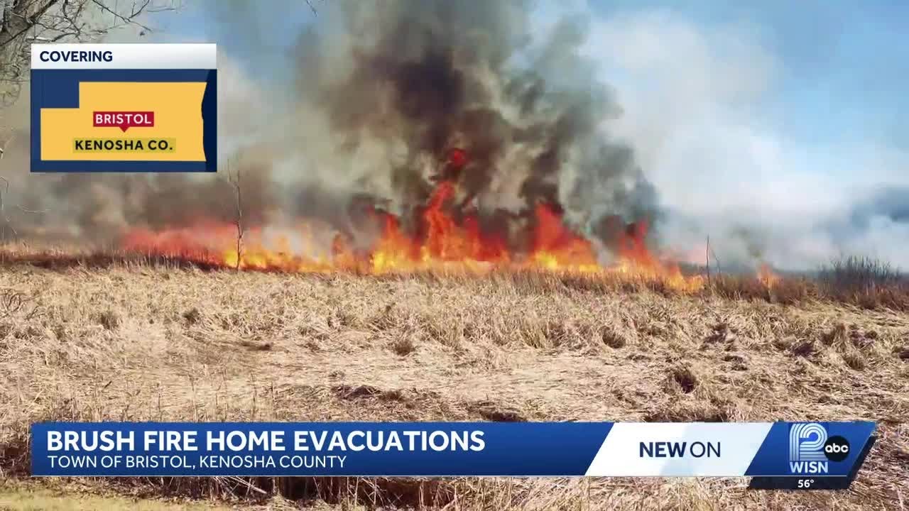 Kenosha County brush fire burns for 40+ acres, forces evacuations