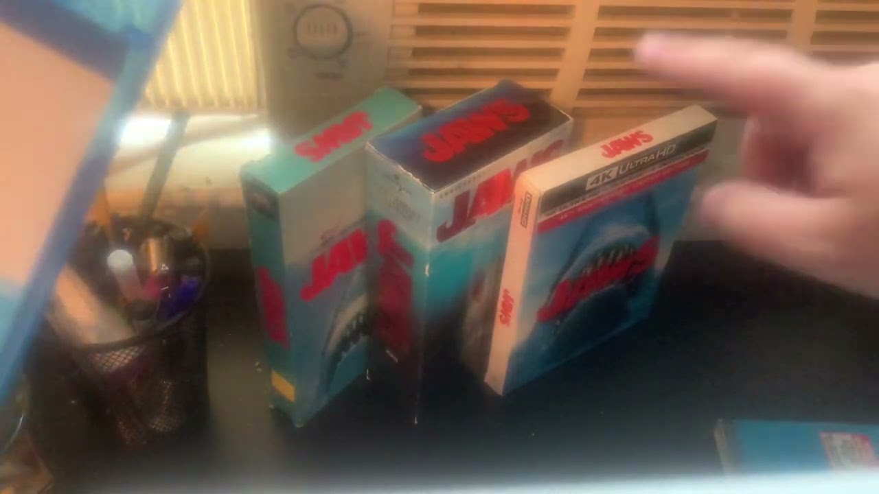 4 Different Versions of Jaws