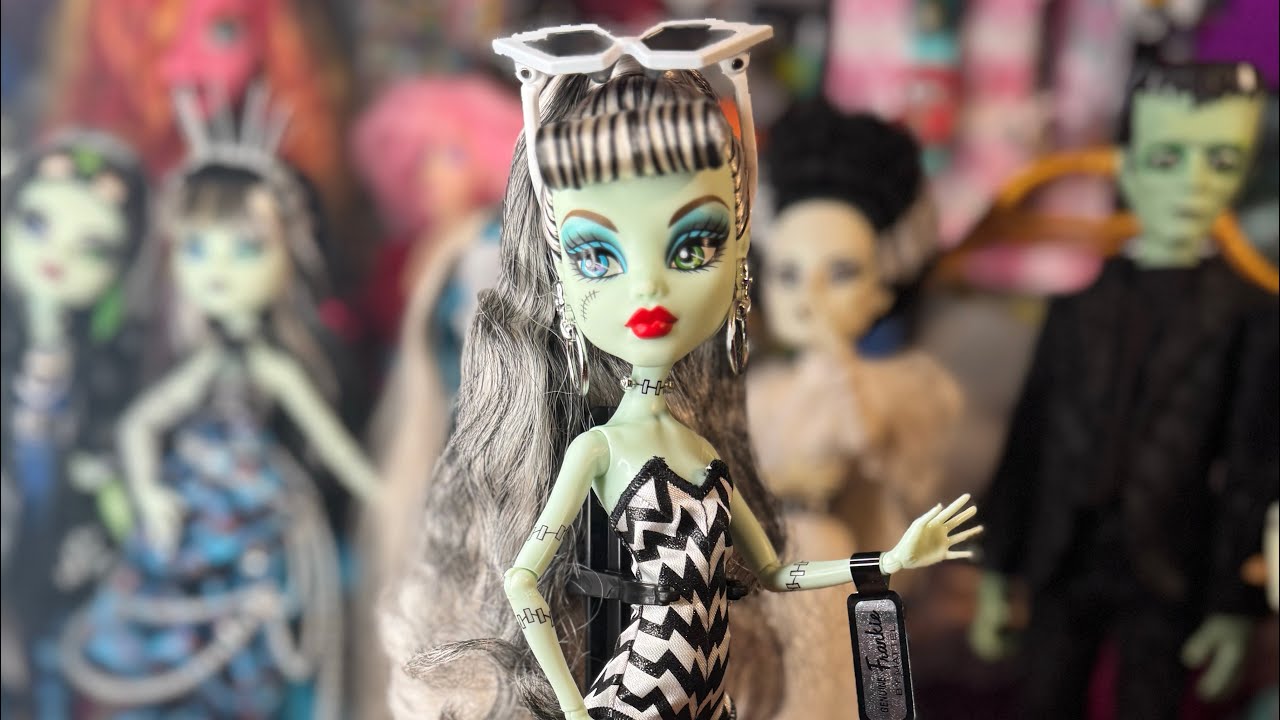This doll made me cry! Monster High x Barbie Original Barbie-Inspired Frankie Stein |adult collector