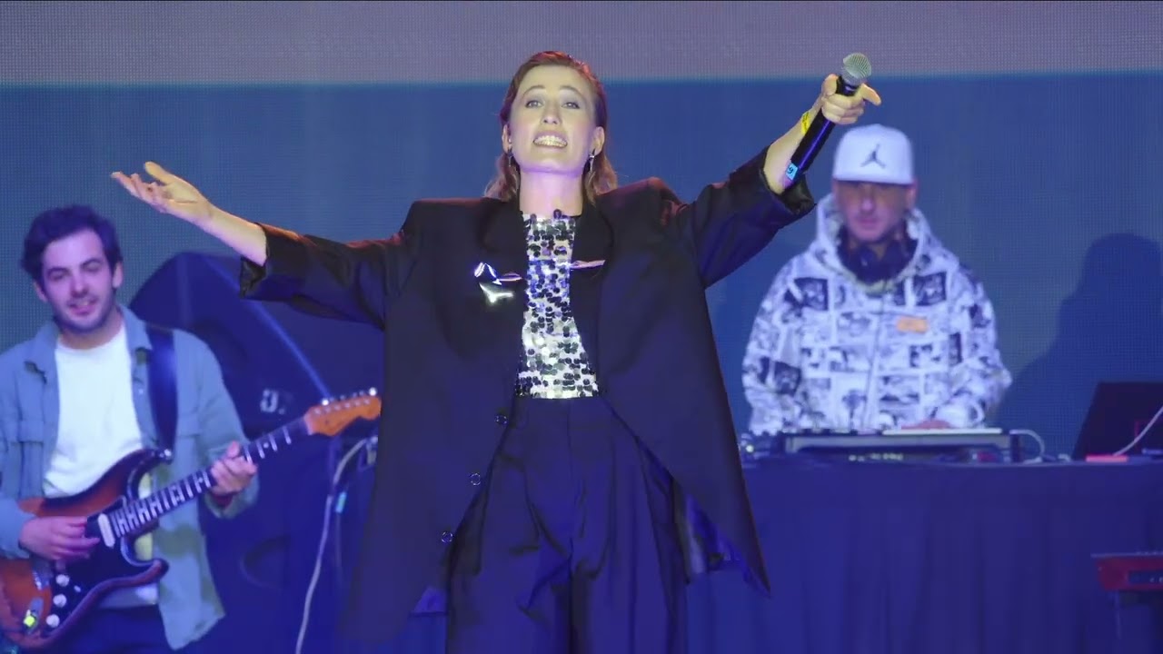 Random Trip 15 - Aki b&uacute;jt, aki nem X Bagossy Norbert, Schoblocher Barbi, Eck&uuml; - Live @ Budapest Park