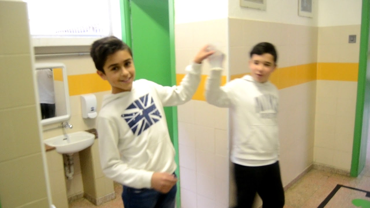 Lipdub déjala que baile   CEIP Outeiro das Penas   Día da paz 2019
