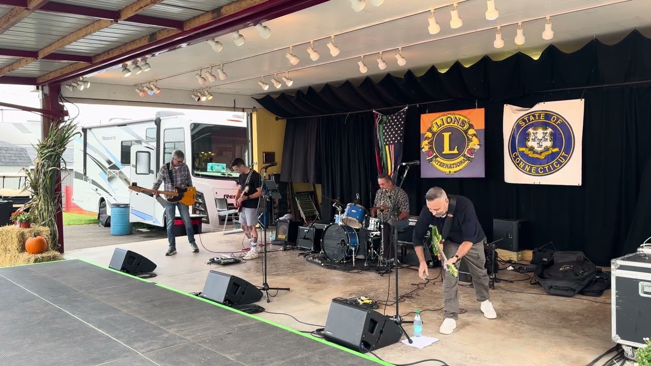 Java Groove - Live At The Berlin Fair On Saturday - 9/13/25 - Set One 