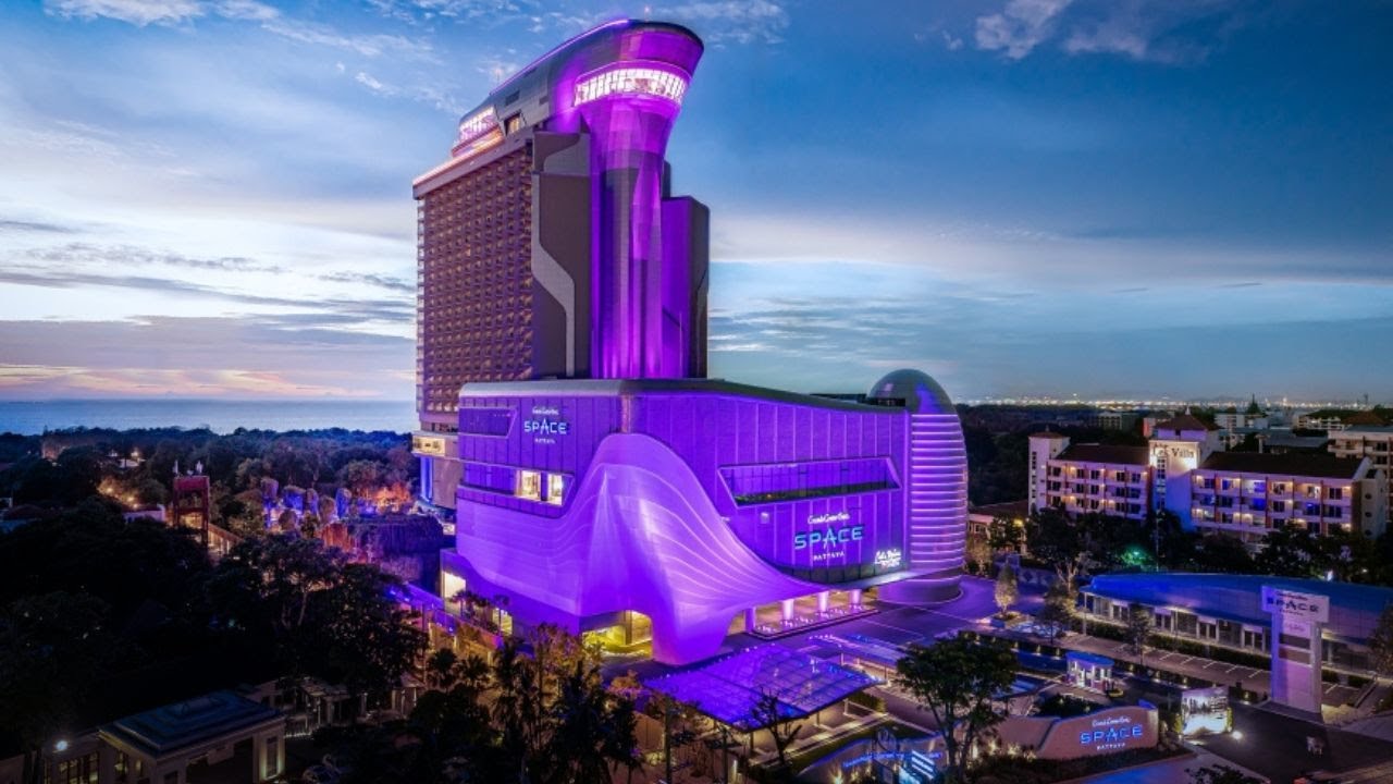 Grande Centre Point Space Pattaya | Newest 5-star hotel in Pattaya Thailand (full tour)