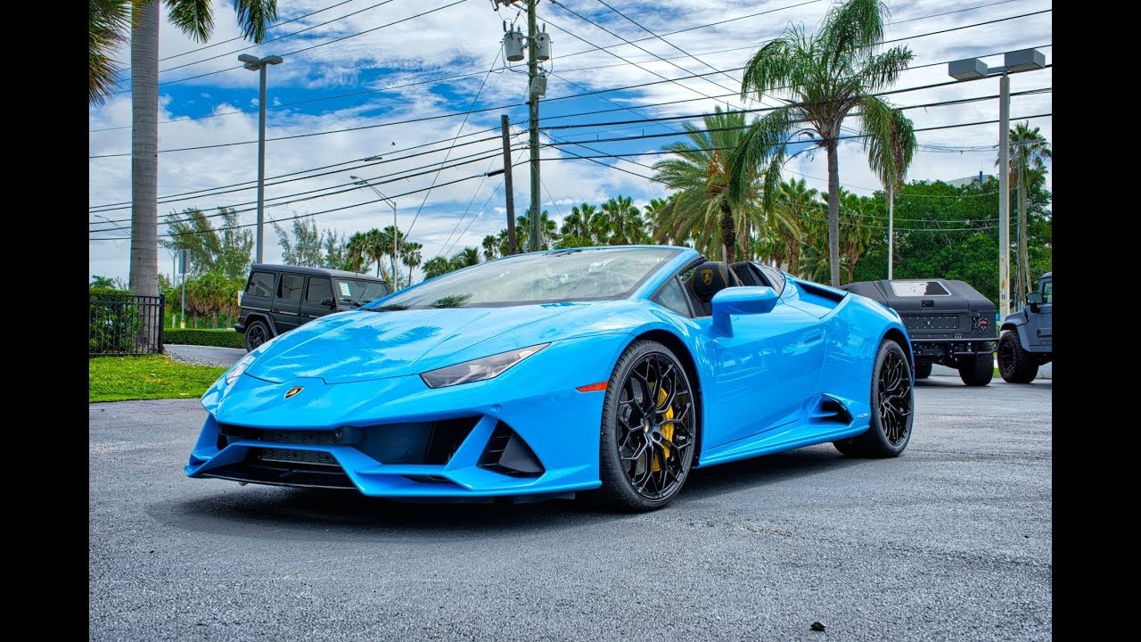 Lamborghini Huracan EVO Spyder Walkaround – Start Up Exterior and Interior at Lamborghini Miami