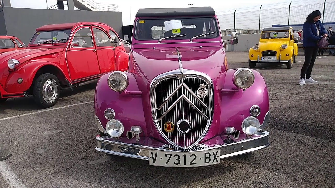 LA MEJOR CONCENTRACION DE COCHES DE LUJO Y CLASICOS