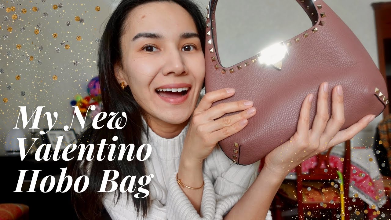 VALENTINO ROCKSTUD HOBO BAG | REVEAL AND STYLING