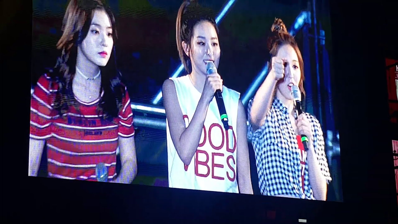 160527 고려대학교 39th 입실렌티 레드벨벳 직캠 (Korea univ. 39th IPSELENTI - Red Velvet Full ver.)