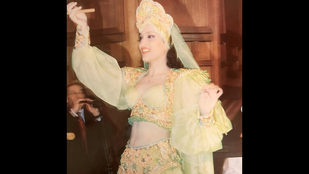 Lebanese Bellydancer Howaida El Hachem Drum Derbake Solo 1995