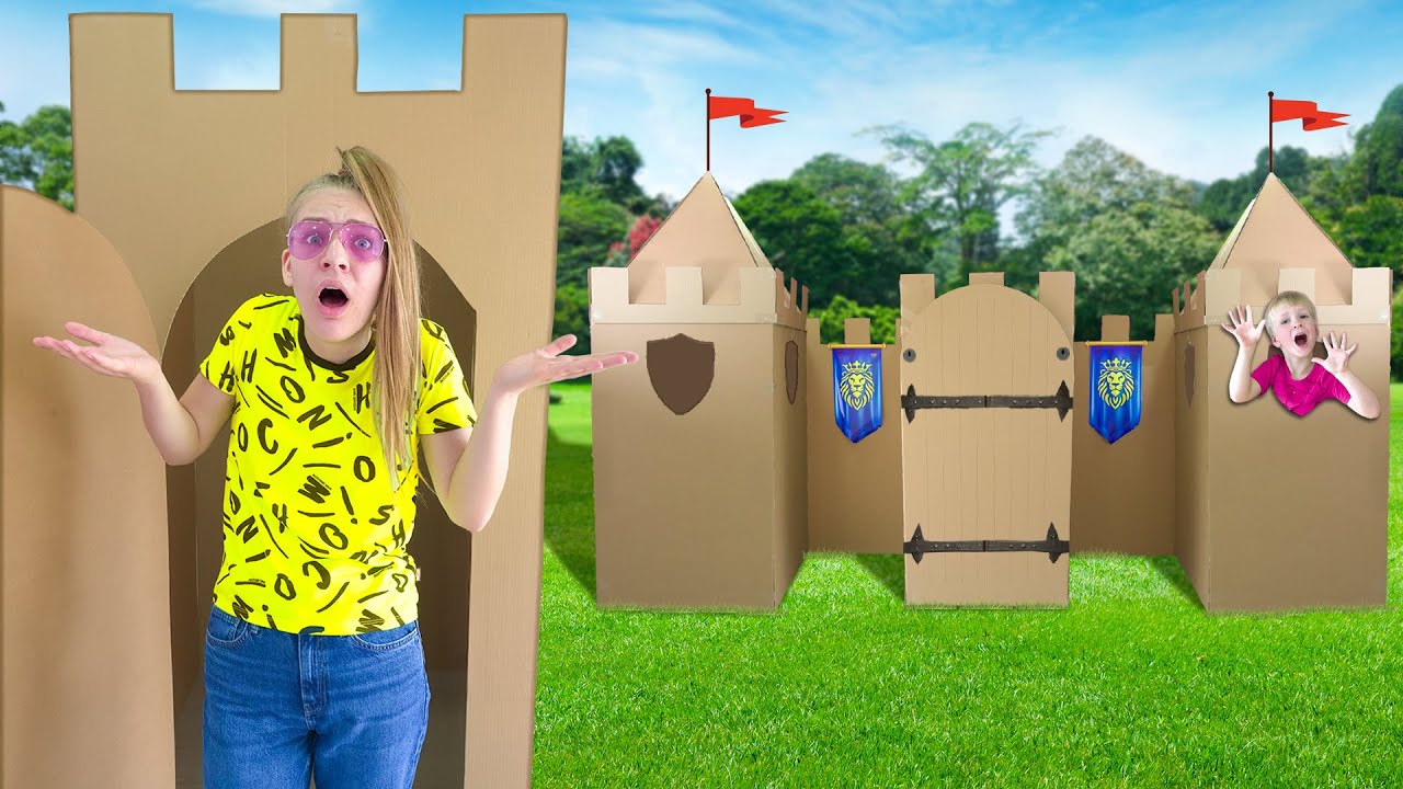 Big vs Small Cardboard Castle story with Amelia & Arthur.
