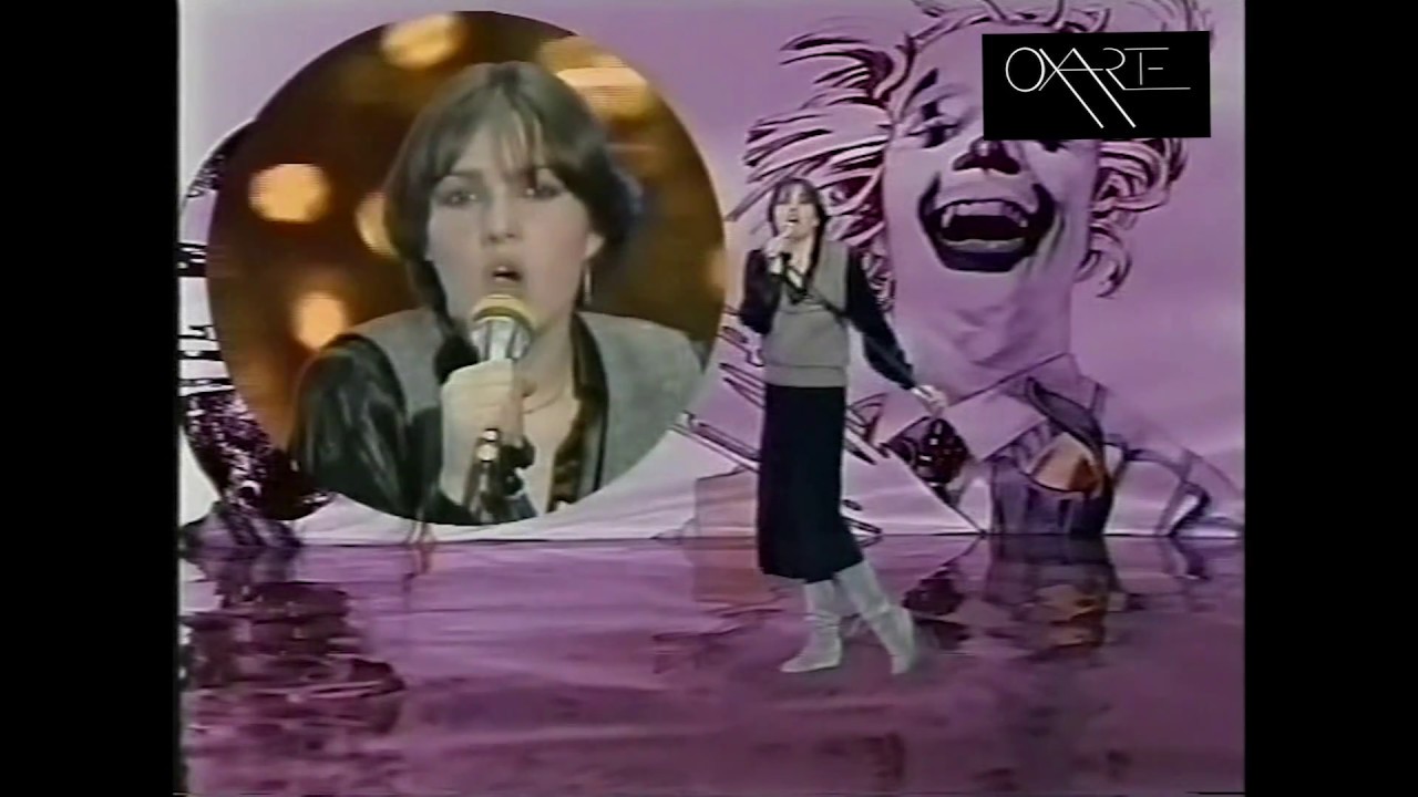 Anna Oxa - Pagliaccio Azzurro (2)