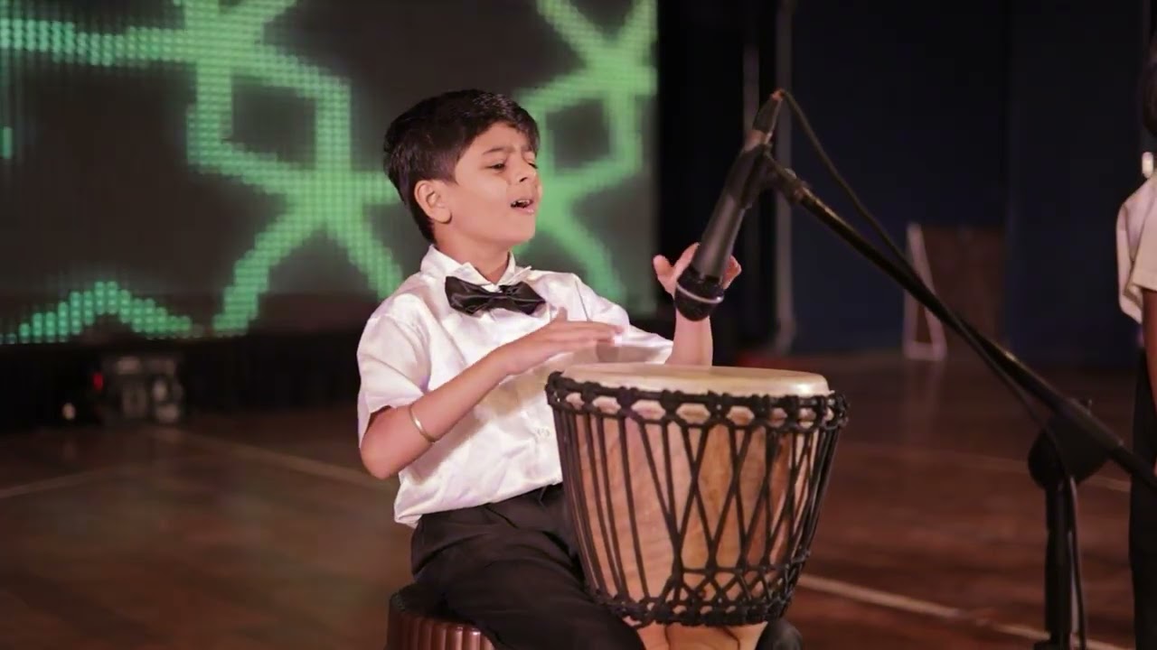 Sari umar hum mar mar k ji liye ek pal to hume jine do....#kidslove #kidstalent #youtube 