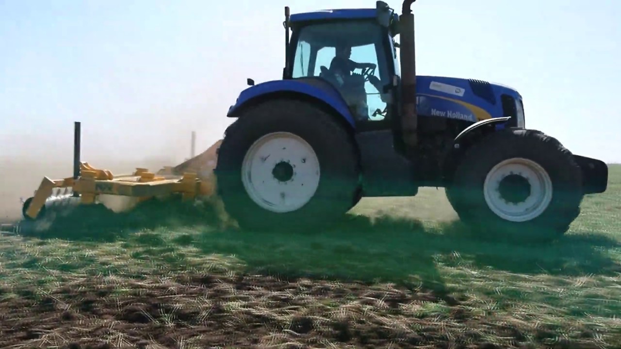 Трактор #NewHolland T-8040 с глубокорыхлителем Gascon