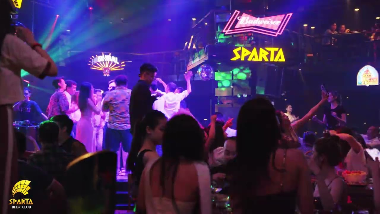 CHIẾN BINH QUẨY TUNG SÀN ĐẤU SPARTA BEER CLUB CỰC VUI