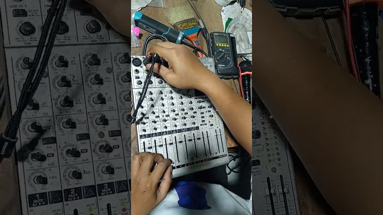 BEHRINGER EURORACK UB1204FX-PRO