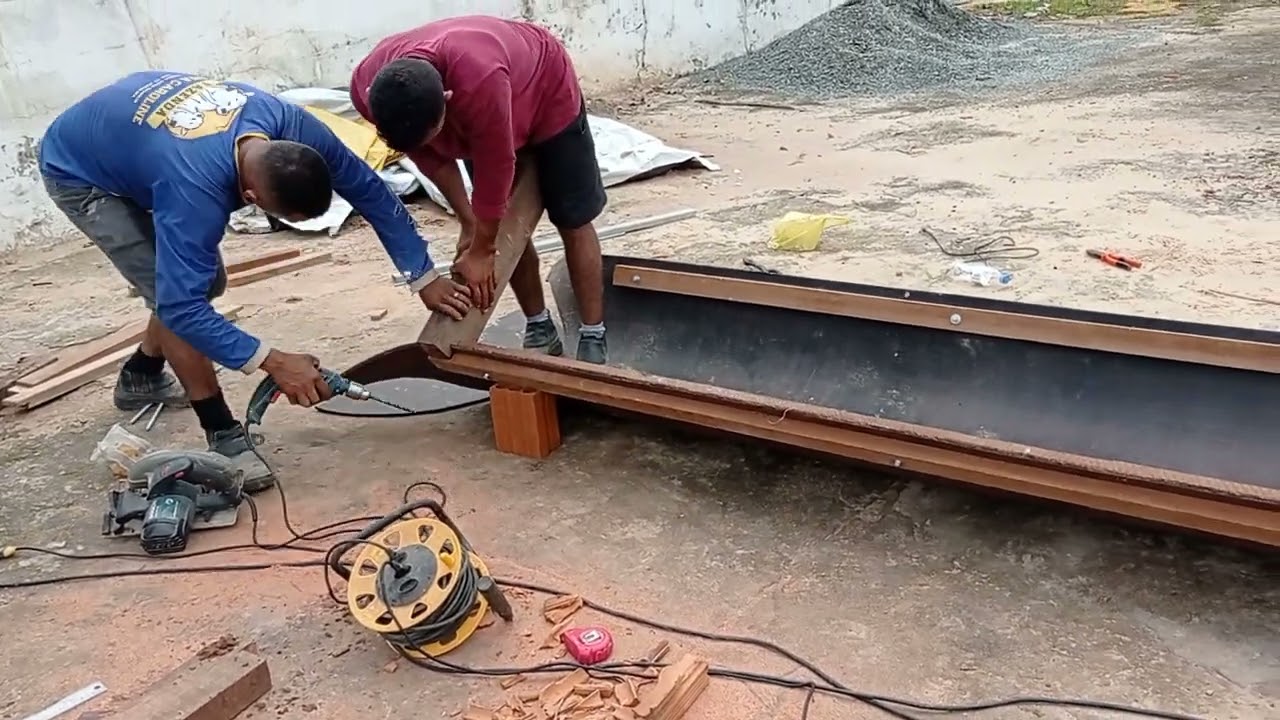 COCHO DE BORRACHÃO PARA SEMI CONFINAMENTO BOVINO